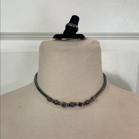Elegant Gray Hematite Beaded Necklace & Ring Set - Picture 1 of 16